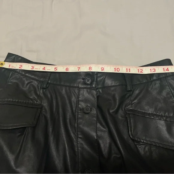 NWT Banana Republic Vegan Leather Midi Skirt with Buttons Black Size 6 - Picture 6 of 8